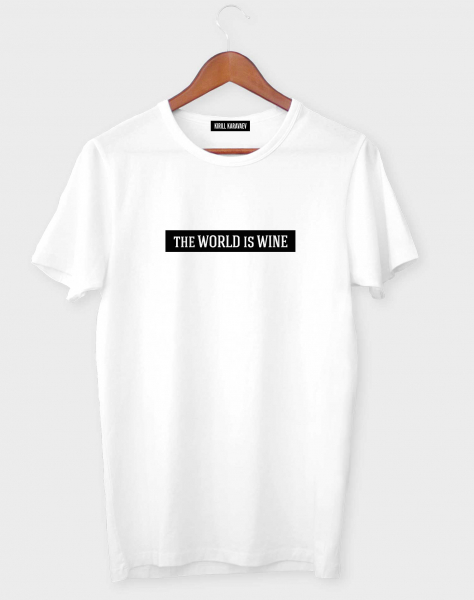 Футболка The world is wine