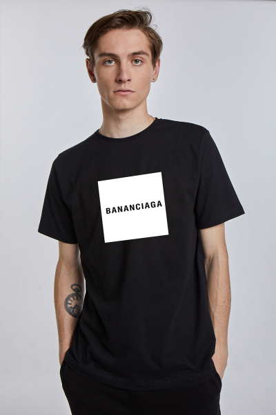 Футболка  Bananciaga